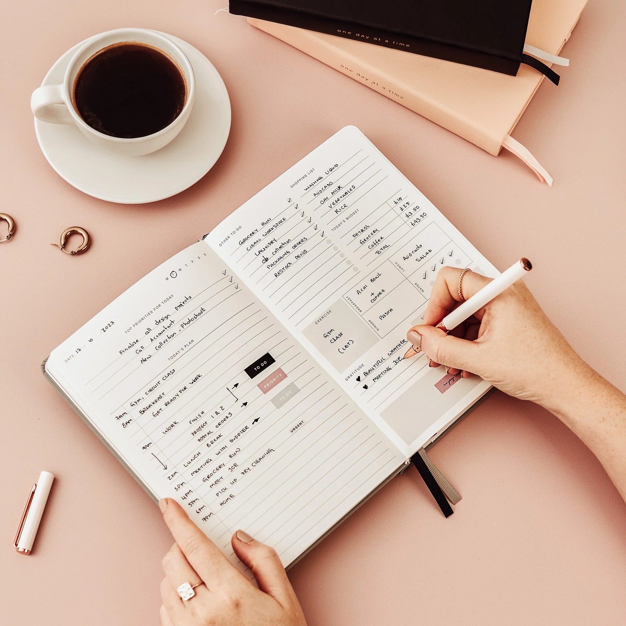 Undated Daily Planner (OUTLET) - Image 3